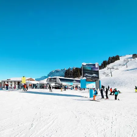 Sundance 9 By Interhome